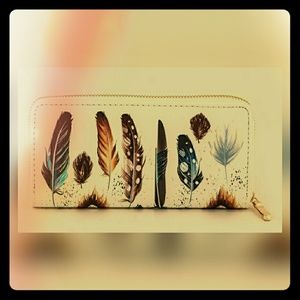 Feather boho wallet